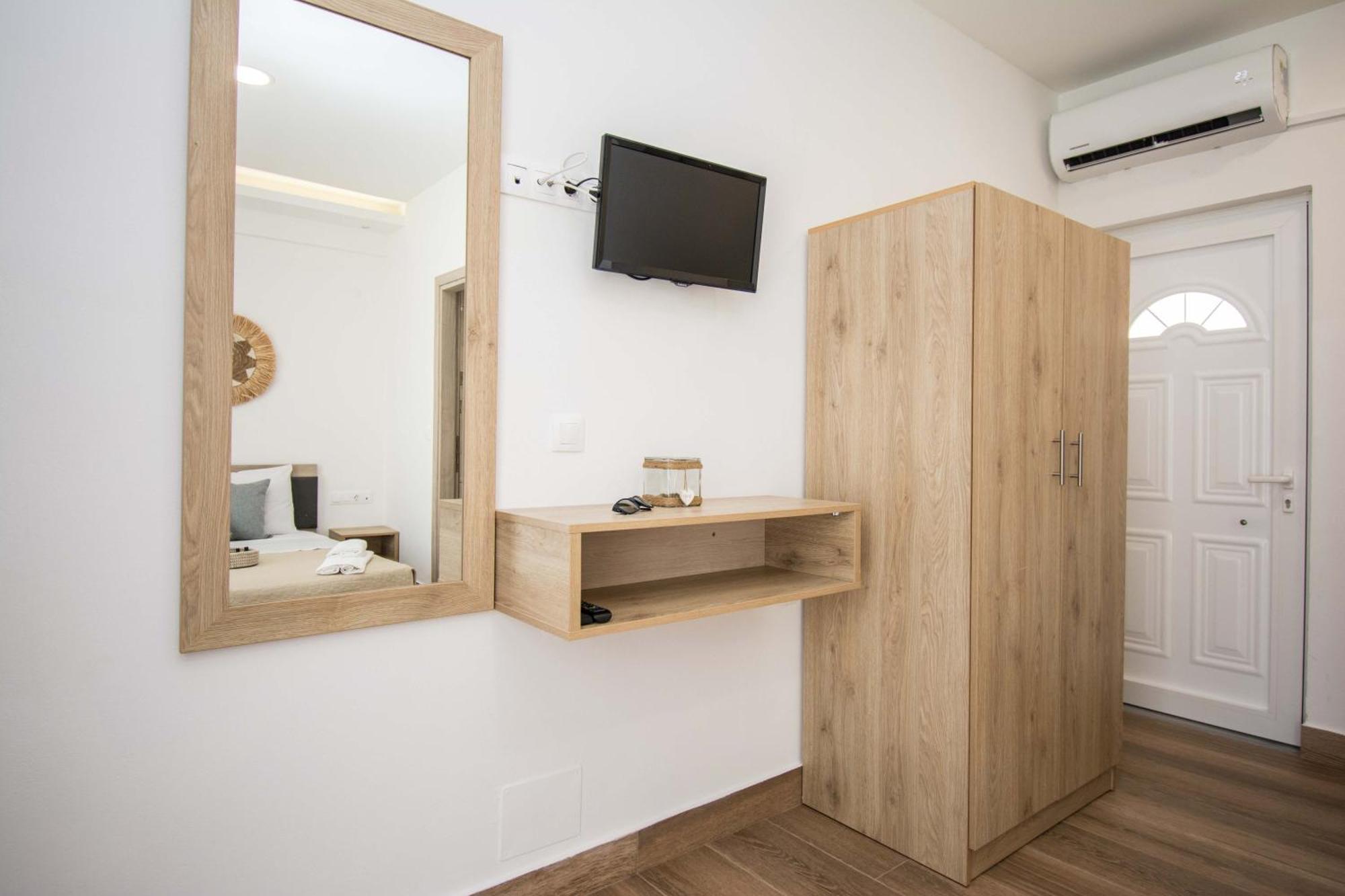 Michalianna Suites Gouves Exterior foto