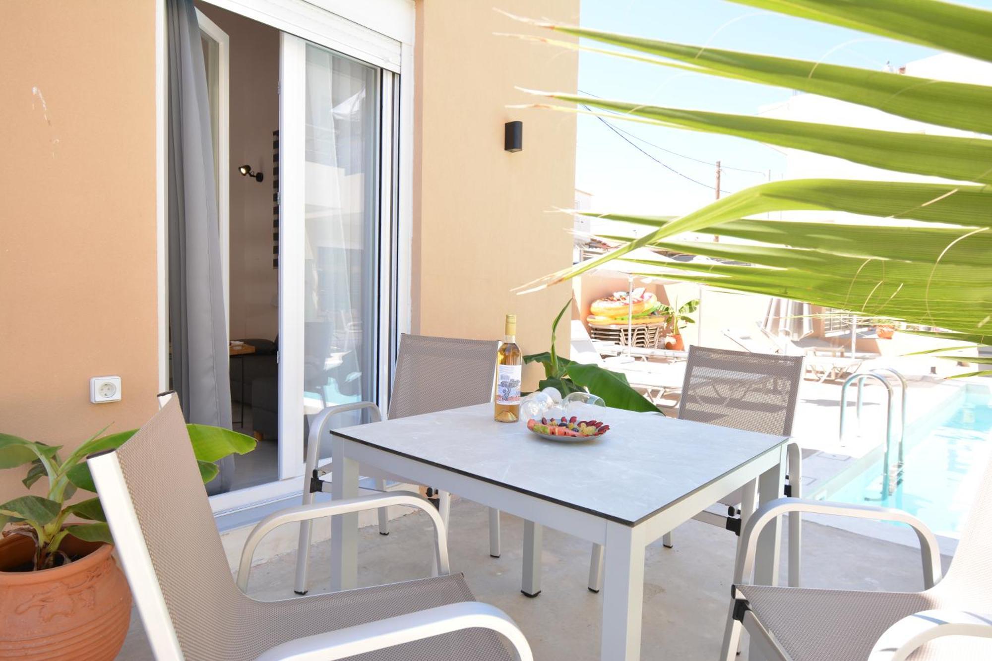 Michalianna Suites Gouves Exterior foto